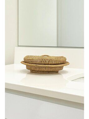 Vintage Woven Wicker Pedestal Basket with Lid 8.5" W x 2.75"H